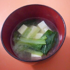 小松菜と豆腐の液体みそ味噌汁